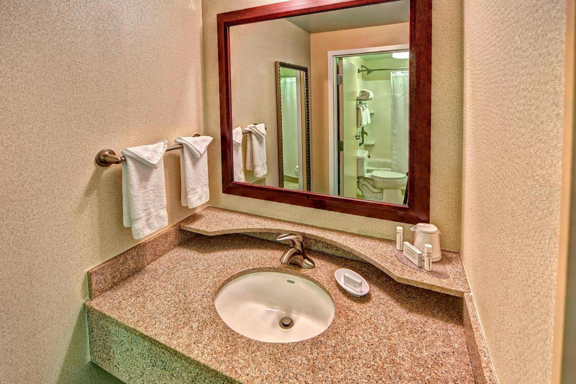 Springhill Suites Norfolk Old Dominion University Dış mekan fotoğraf