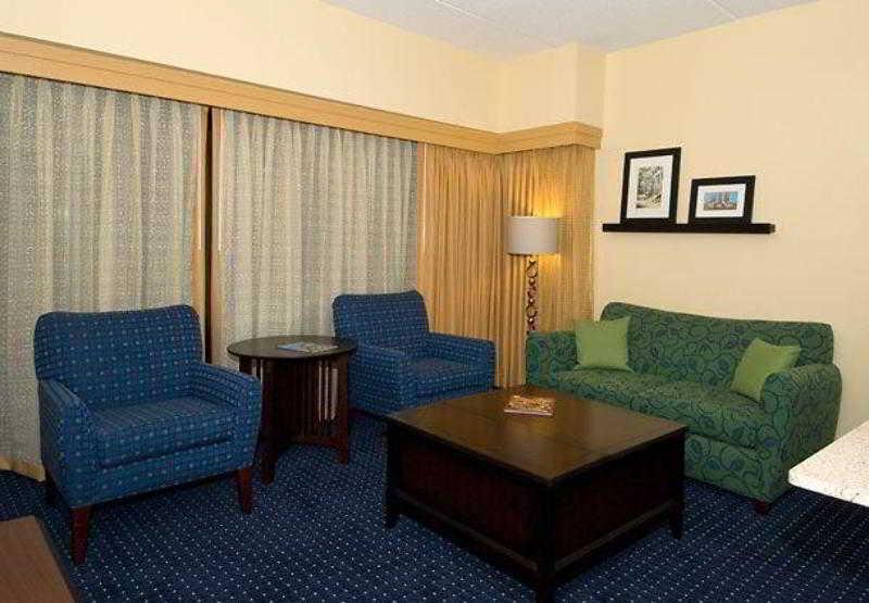 Springhill Suites Norfolk Old Dominion University Oda fotoğraf